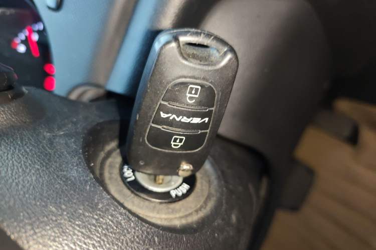 Used Kia Forte 2014 1.6L AT GL Vehicle Key