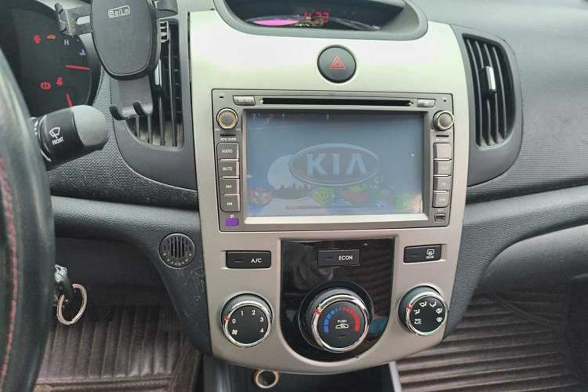Used Kia Forte 2014 1.6L MT GL Audio And AC Panel
