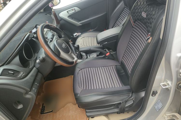 Used Kia Forte 2014 1.6L MT GL Left Front Seat