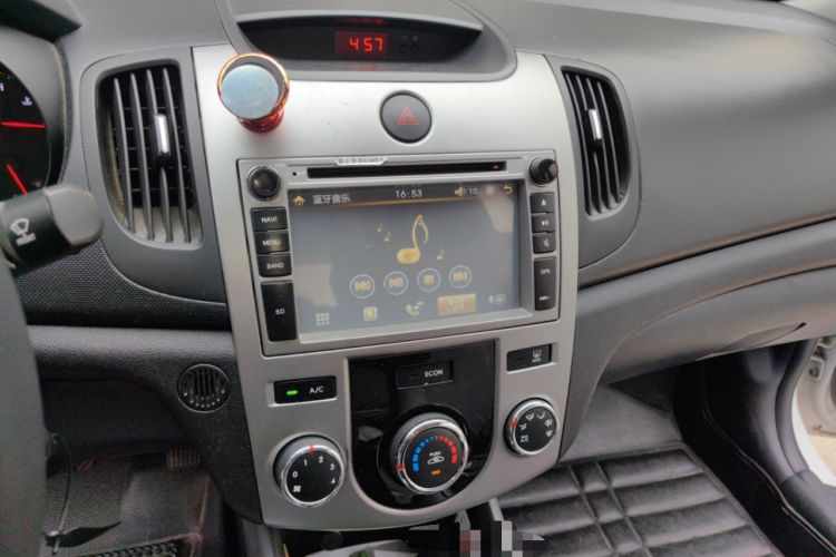 Used Kia Forte 2014 1.6L MT GL Audio And AC Panel