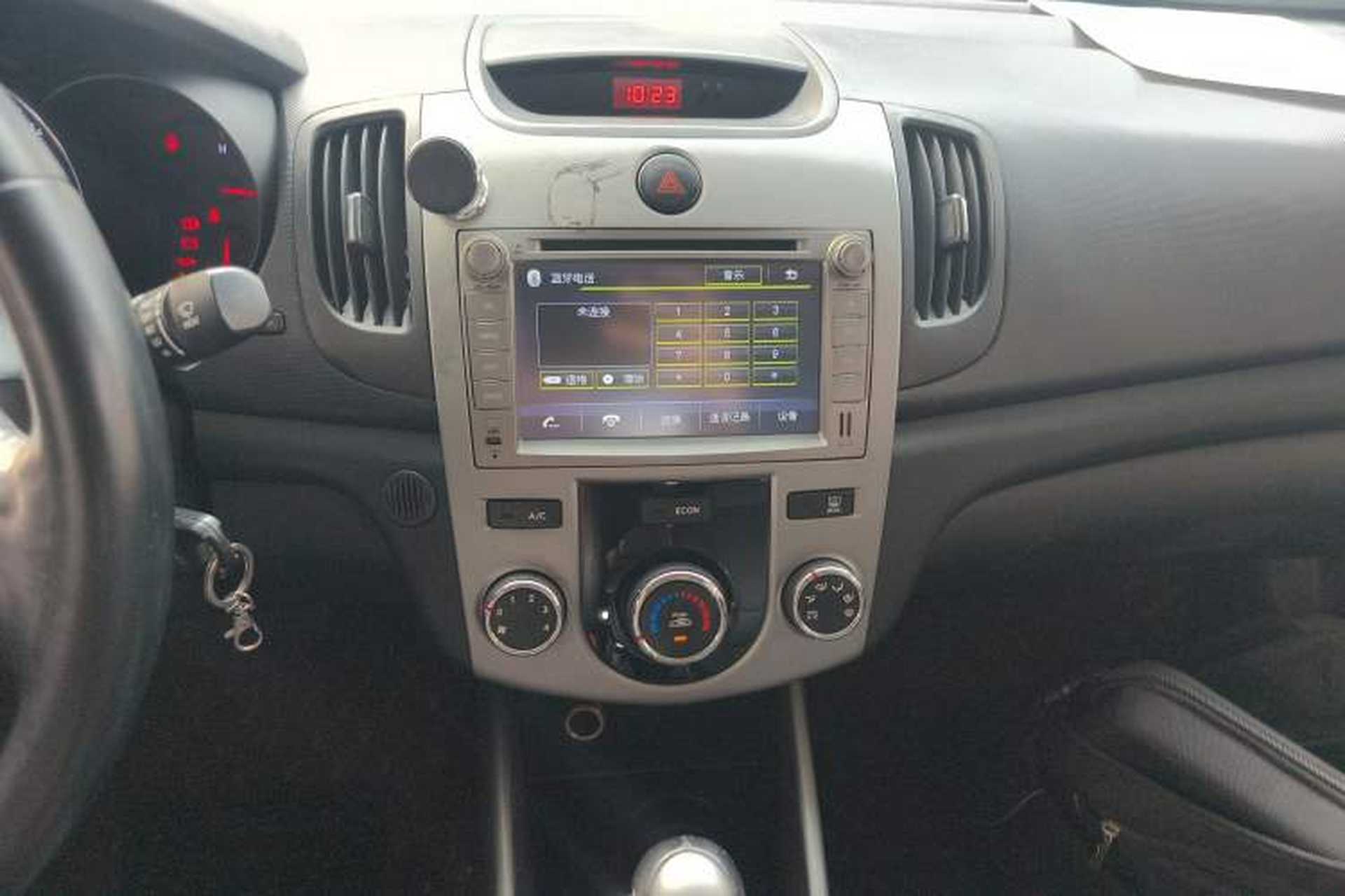 Used Kia Forte 2014 1.6L AT GLS Audio And AC Panel