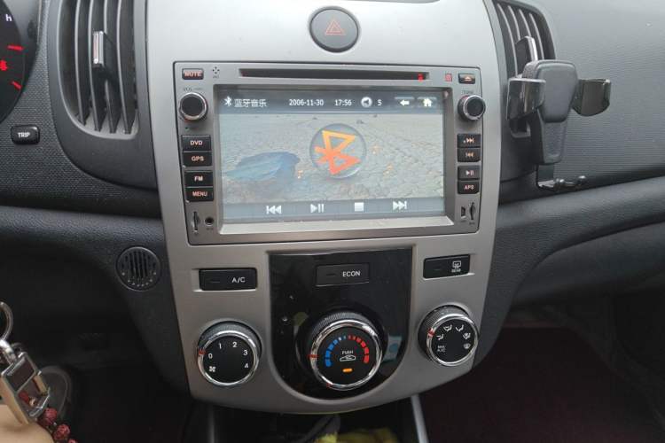 Used Kia Forte 2014 1.6L MT GLS Audio And AC Panel