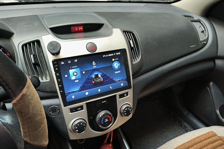 Used Kia Forte 2014 1.6L MT GL Audio And AC Panel