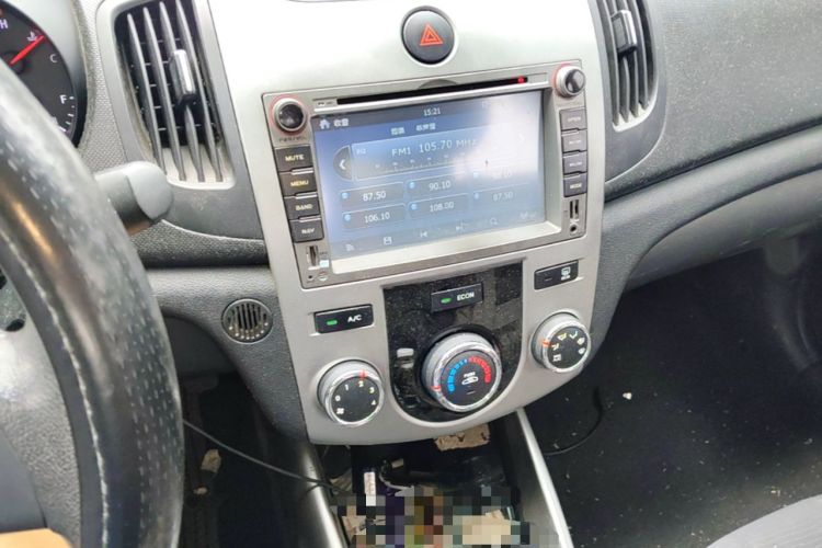 Used Kia Forte 2014 1.6L MT GL Audio And AC Panel