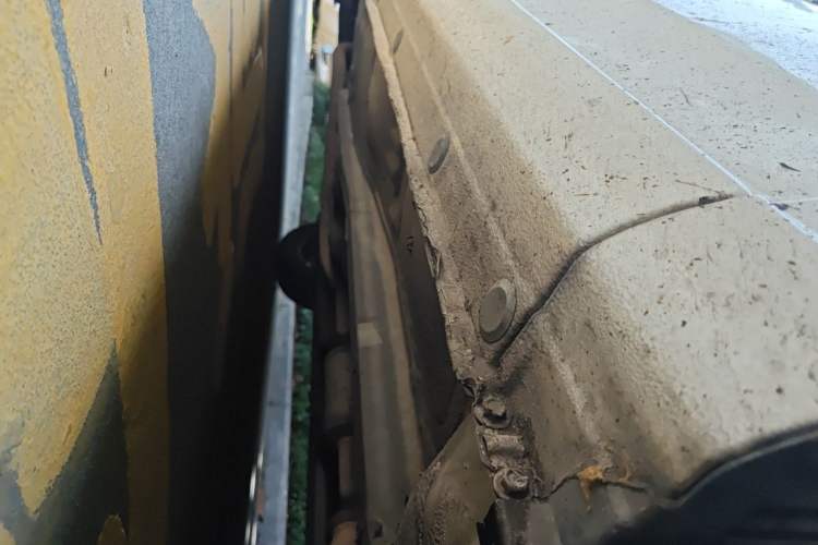 Used Kia Forte 2014 1.6L MT GL Chassis Front Right