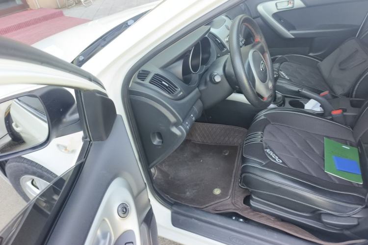 Used Kia Forte 2014 1.6L MT GL Driver Seat