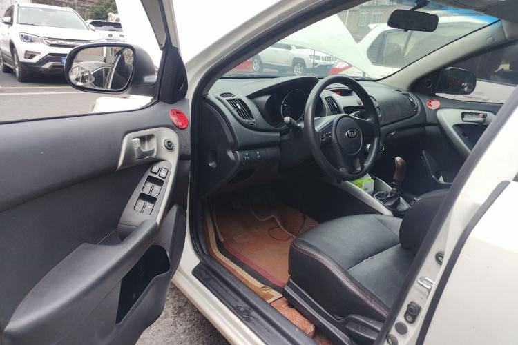 Used Kia Forte 2014 1.6L MT GL Driver Seat