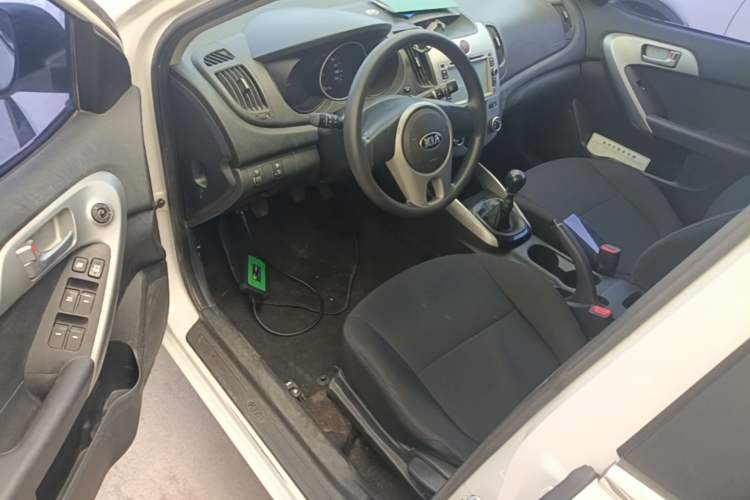 Used Kia Forte 2014 1.6L MT GL Driver Seat