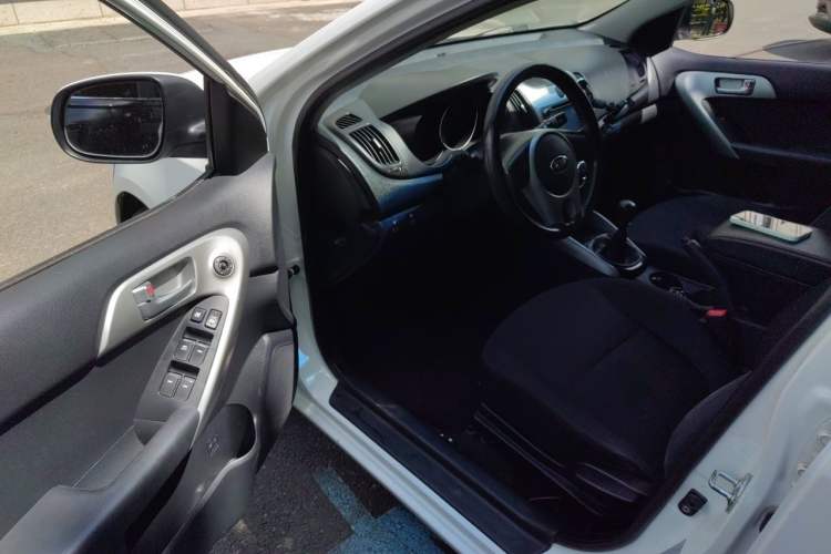 Used Kia Forte 2014 1.6L MT GL Driver Seat
