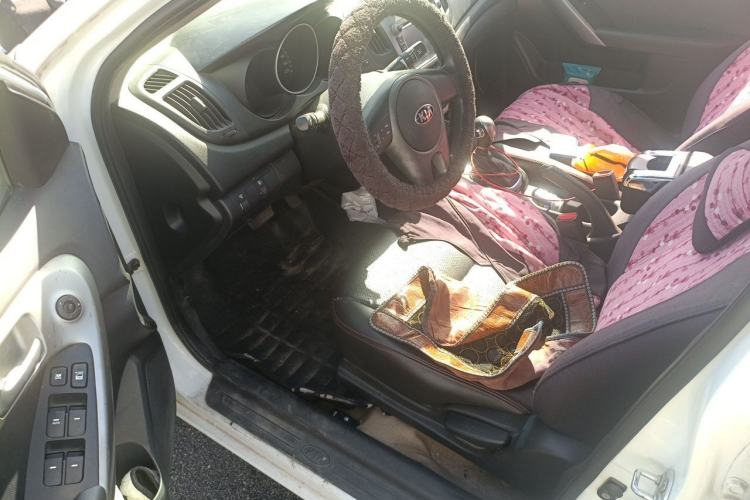 Used Kia Forte 2014 1.6L AT GL Driver Seat