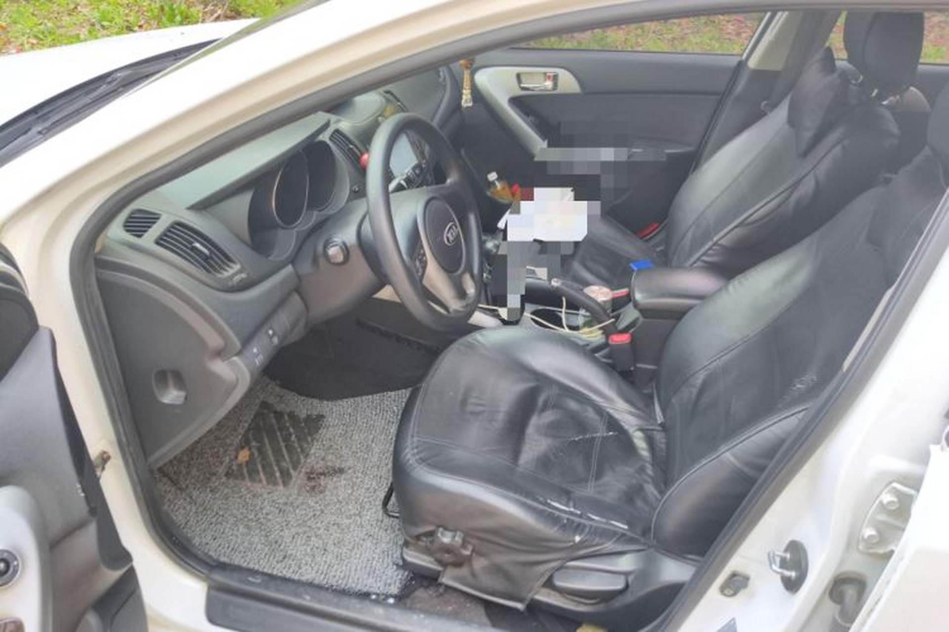 Used Kia Forte 2014 1.6L MT GLS Driver Seat