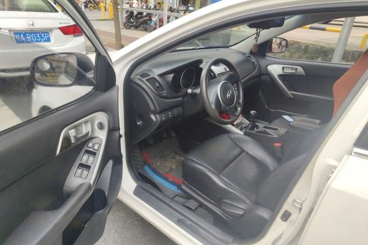 Used Kia Forte 2014 1.6L MT GL Driver Seat