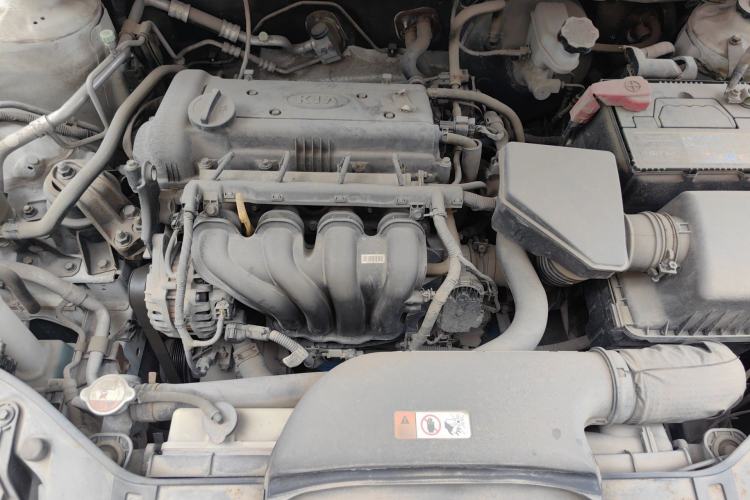 Used Kia Forte 2014 1.6L MT GL Engine Bay