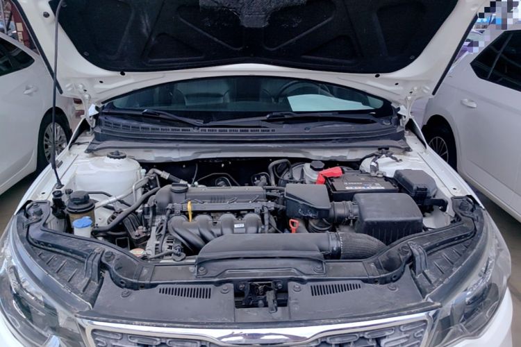 Used Kia Forte 2014 1.6L AT GL Engine Bay