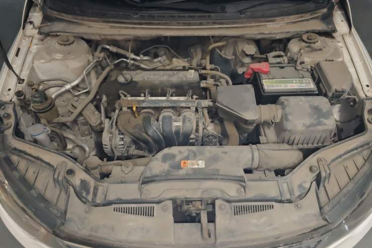 Used Kia Forte 2014 1.6L MT GL Engine Bay