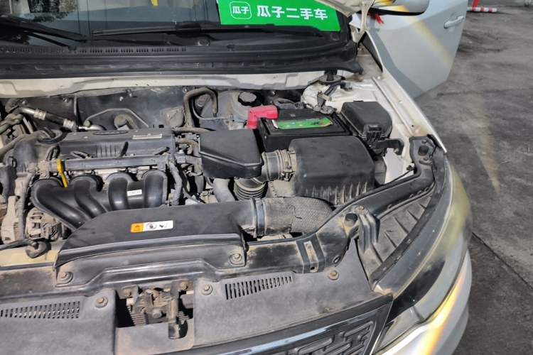 Used Kia Forte 2014 1.6L MT GL Engine Bay Left