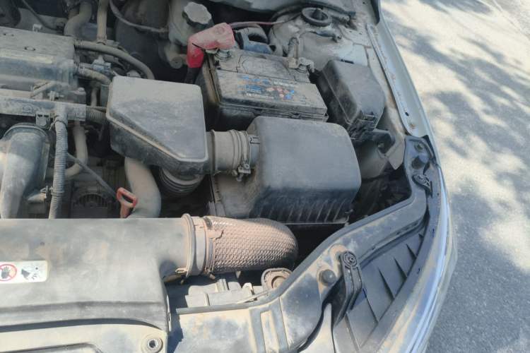 Used Kia Forte 2014 1.6L AT GL Engine Bay Left