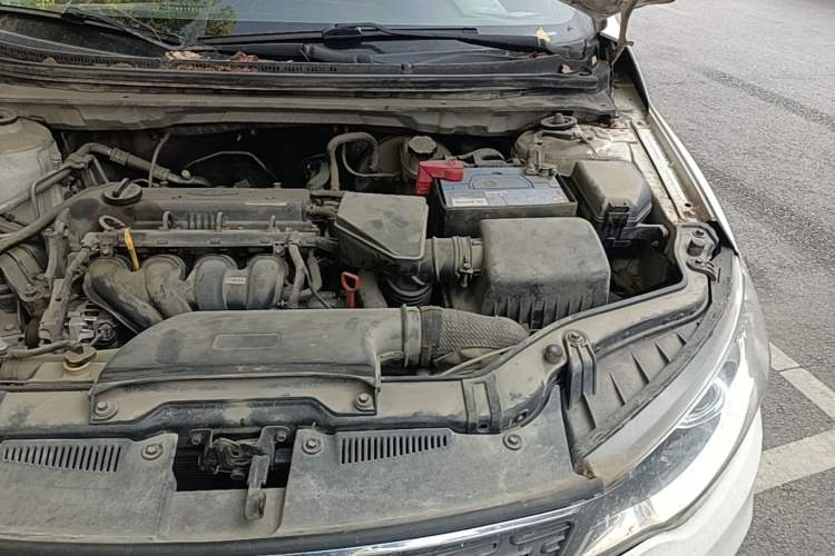 Used Kia Forte 2014 1.6L AT GL Engine Bay Left