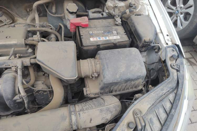 Used Kia Forte 2014 1.6L MT GL Engine Bay Left