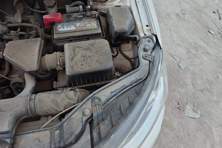 Used Kia Forte 2014 1.6L MT GL Engine Bay Left
