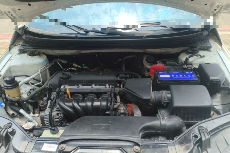 Used Kia Forte 2014 1.6L AT GLS Engine Bay