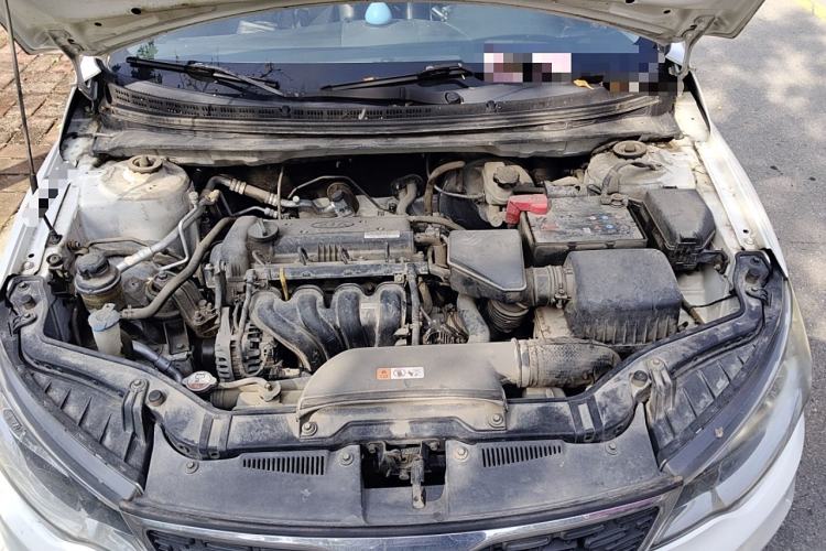Used Kia Forte 2014 1.6L MT GL Engine Bay