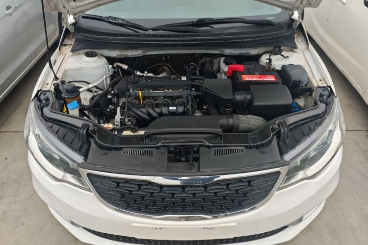 Used Kia Forte 2014 1.6L MT GL Engine Bay