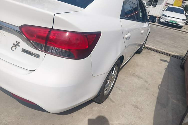 Used Kia Forte 2014 1.6L MT GL Exterior 3