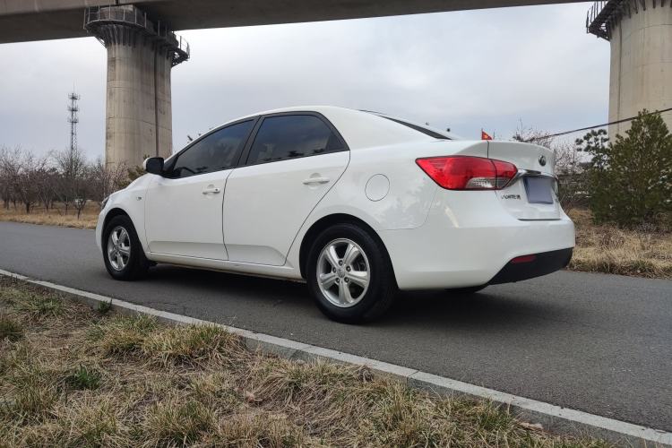 Used Kia Forte 2014 1.6L MT GL Exterior 3