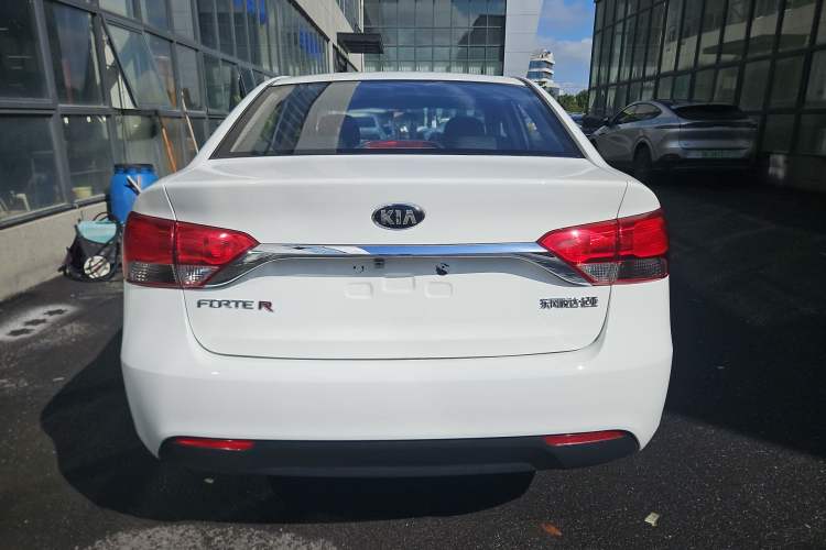 Used Kia Forte 2014 1.6L AT GL Exterior 4