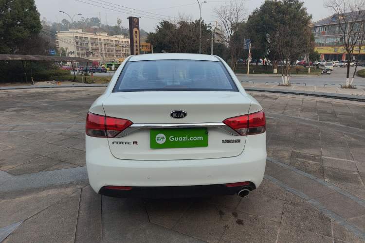 Used Kia Forte 2014 1.6L MT GLS Exterior 4