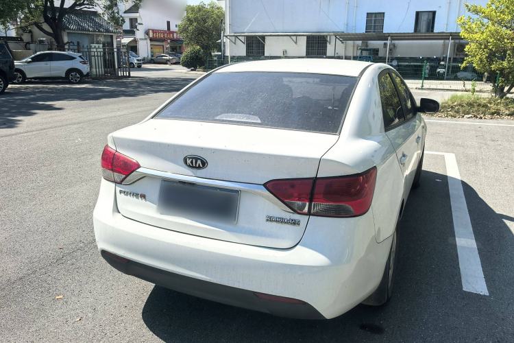 Used Kia Forte 2014 1.6L MT GL Exterior 5