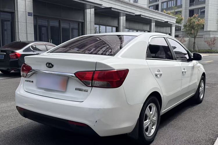 Used Kia Forte 2014 1.6L MT GL Exterior 5