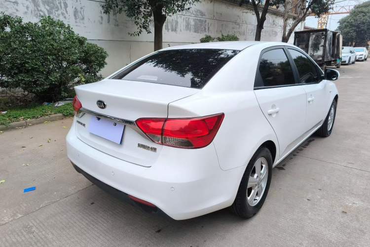 Used Kia Forte 2014 1.6L MT GL Exterior 5