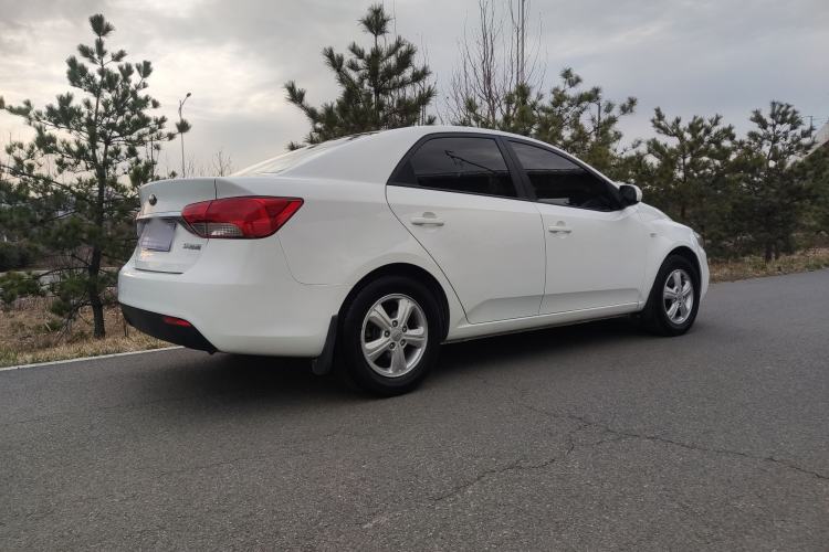 Used Kia Forte 2014 1.6L MT GL Exterior 5
