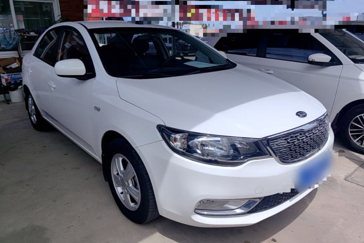 Used Kia Forte 2014 1.6L AT GL Front Right 45 Deg