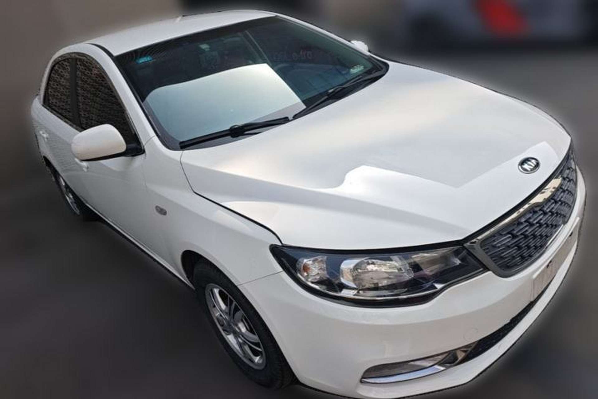 Used Kia Forte 2014 1.6L MT GL Front Right 45 Deg