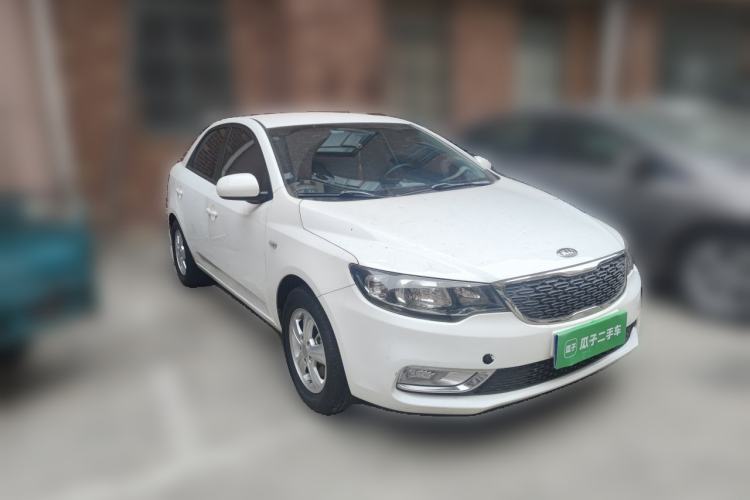Used Kia Forte 2014 1.6L AT GL Front Right 45 Deg