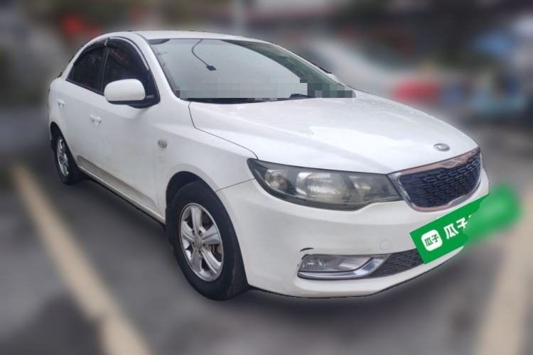Used Kia Forte 2014 1.6L MT GL Front Right 45 Deg
