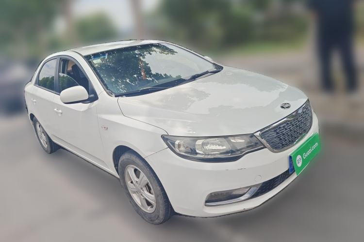 Used Kia Forte 2014 1.6L MT GL Front Right 45 Deg