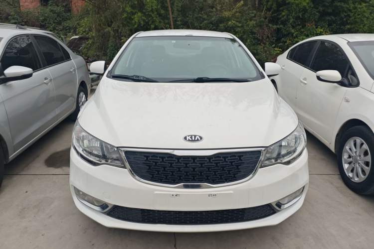 Used Kia Forte 2014 1.6L MT GL Front