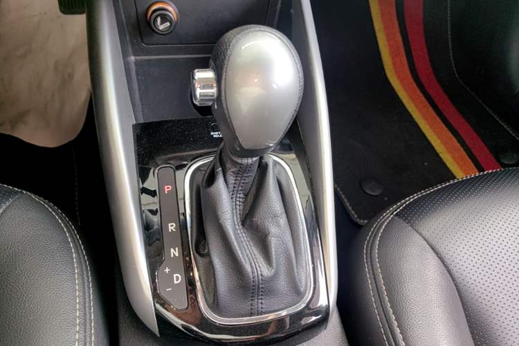 Used Kia Forte 2014 1.6L AT GL Gear Lever