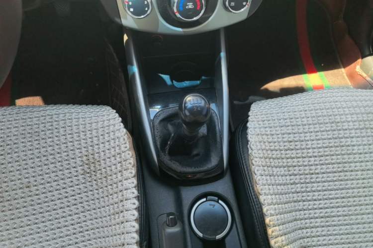 Used Kia Forte 2014 1.6L MT GL Gear Lever