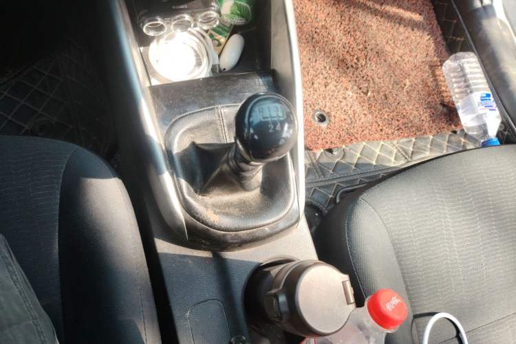 Used Kia Forte 2014 1.6L MT GL Gear Lever