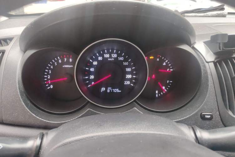 Used Kia Forte 2014 1.6L AT GL Instrument Cluster