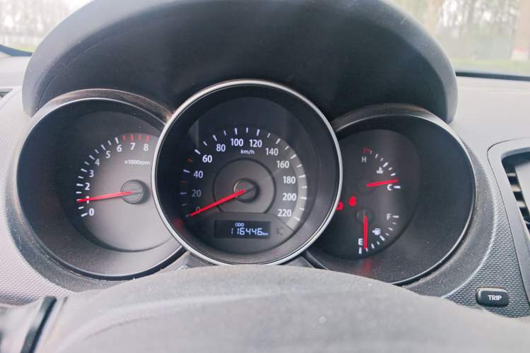 Used Kia Forte 2014 1.6L MT GL Instrument Cluster