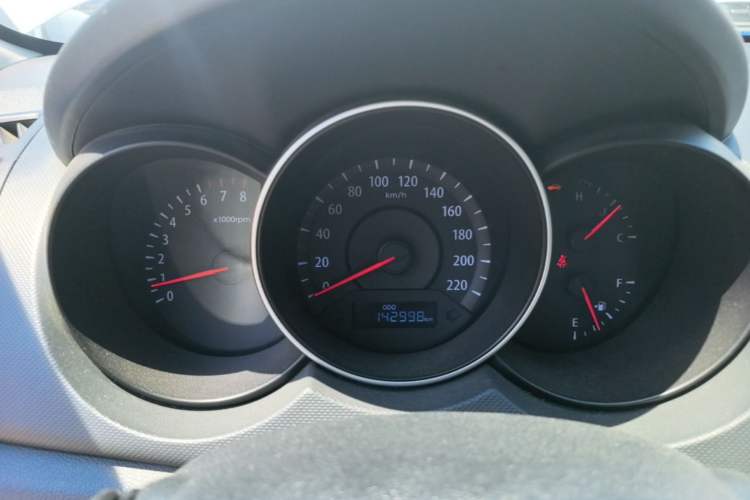 Used Kia Forte 2014 1.6L MT GL Instrument Cluster
