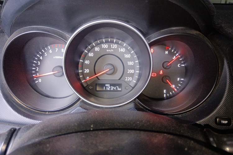 Used Kia Forte 2014 1.6L MT GL Instrument Cluster