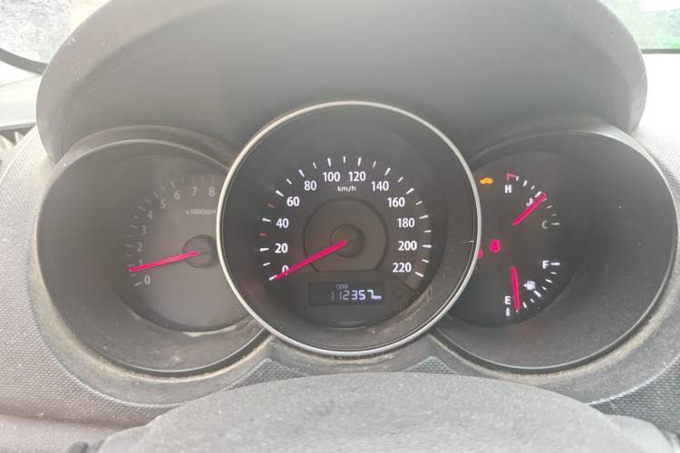 Used Kia Forte 2014 1.6L MT GL Instrument Cluster