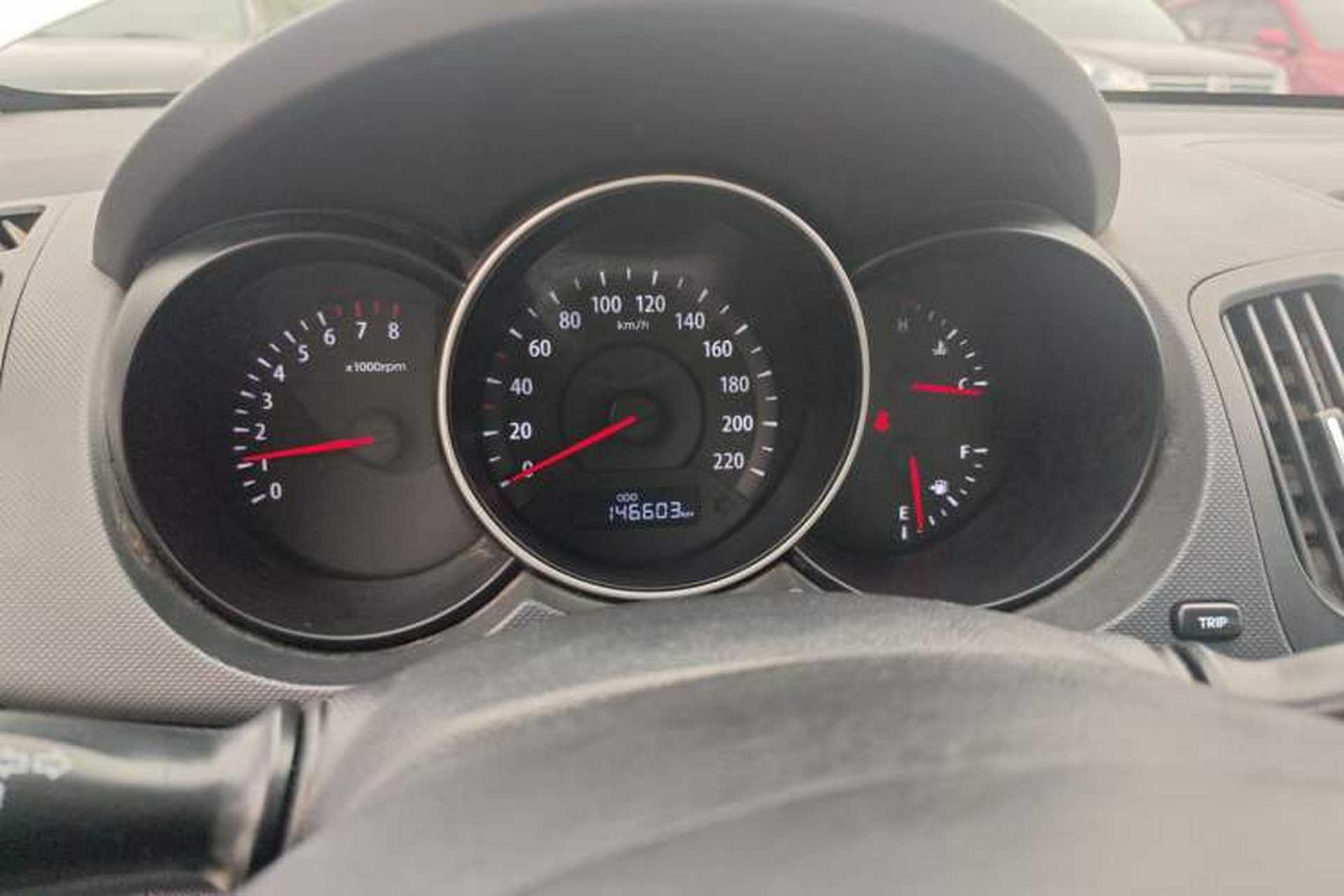 Used Kia Forte 2014 1.6L MT GL Instrument Cluster